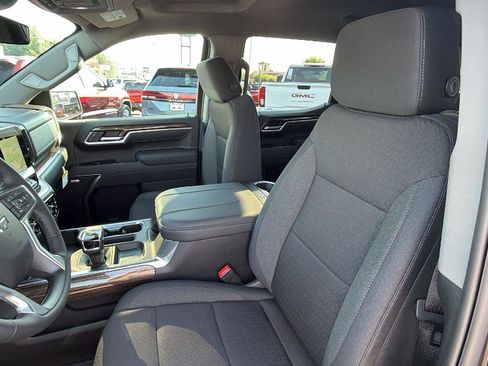 New 2026 Chevrolet Silverado 1500 RST AWD/4WD image 16