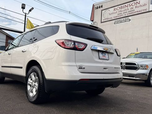 Used 2013 Chevrolet Traverse LS AWD/4WD image 8