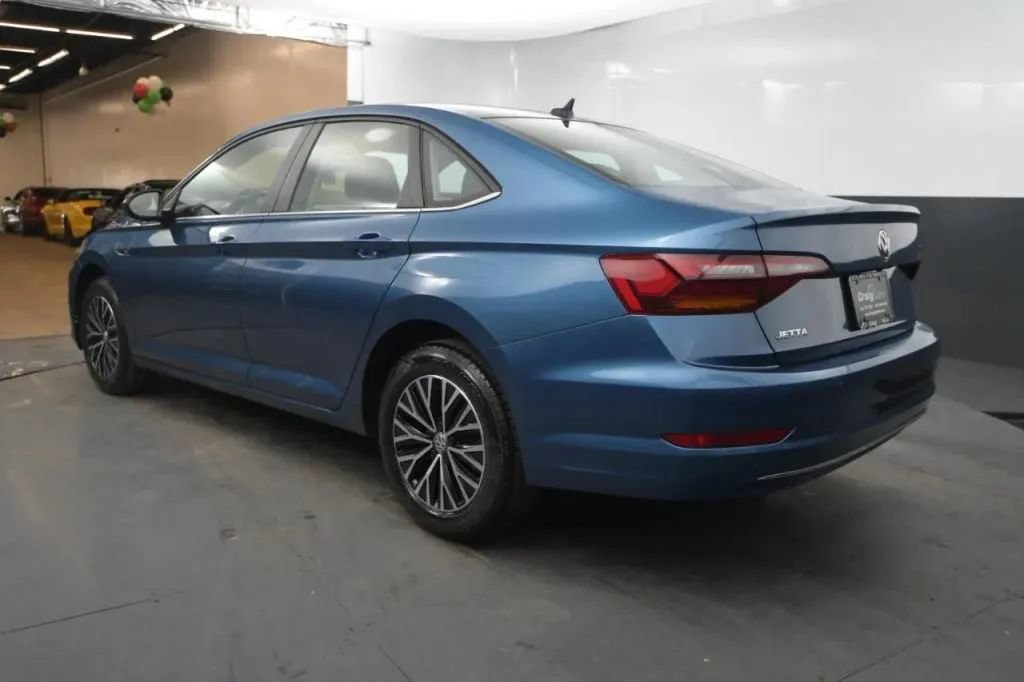 Used 2019 Volkswagen Jetta SEL FWD image 2