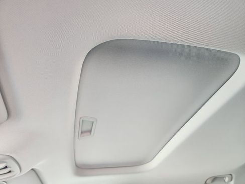 New 2026 Chevrolet Trax ACTIV w/ Sunroof Package image 19