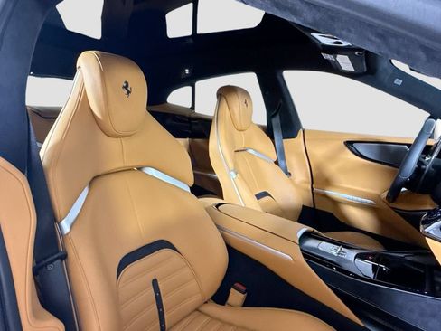 Certified 2026 Ferrari Purosangue AWD/4WD image 3