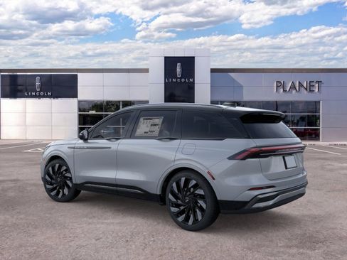 New 2026 Lincoln Nautilus Reserve w/ Jet Appearance Package AWD/4WD image 4