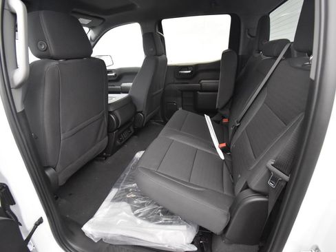 New 2026 Chevrolet Silverado 1500 Custom Trail Boss AWD/4WD image 9