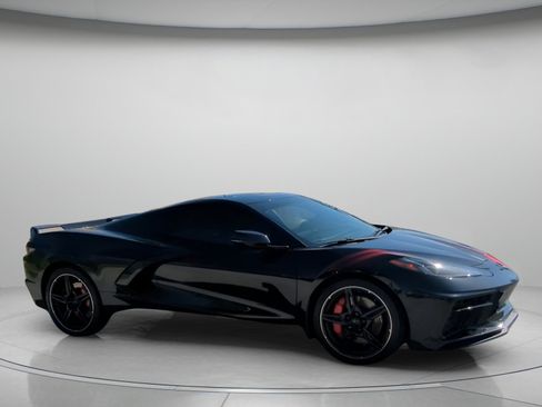 Used 2022 Chevrolet Corvette Stingray Premium Cpe w/ Z51 Performance Package RWD image 34