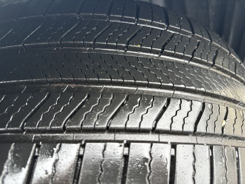 Used 2020 Toyota Avalon Limited w/ All Weather Liner Package image 8