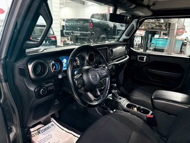 Used 2022 Jeep Gladiator Sport AWD/4WD image 37