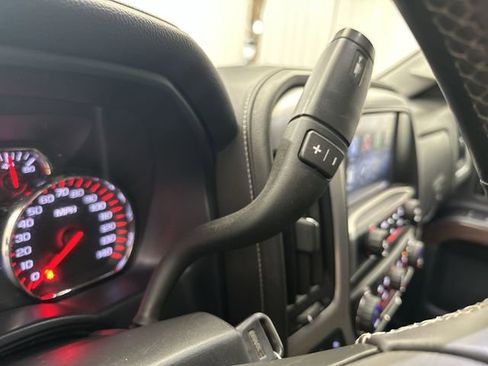 Used 2015 GMC Sierra 1500 SLE w/ SLE Value Package image 24