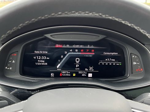 Used 2025 Audi Q7 Premium Plus w/ Premium Plus Package image 21