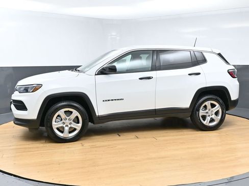 Used 2023 Jeep Compass Sport AWD/4WD image 6