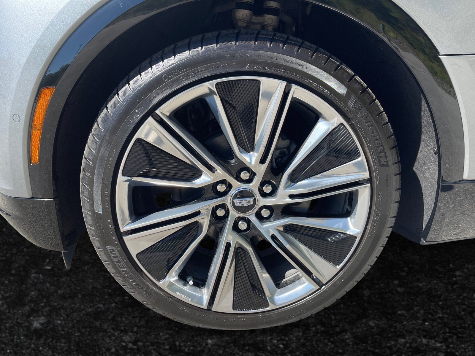 Certified 2026 Cadillac Lyriq Signature Luxury w/ Nappa Leather Package AWD/4WD image 15