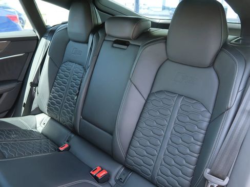 Used 2024 Audi RS 7 Performance w/ Matte Carbon Package AWD/4WD image 23