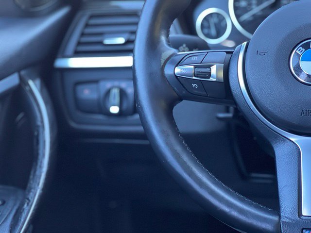 Used 2015 BMW 320i xDrive Sedan AWD/4WD image 30