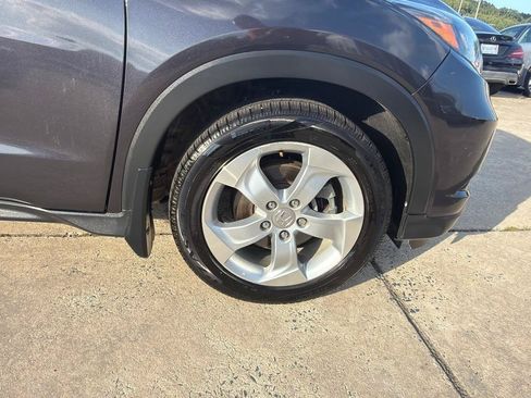 Used 2016 Honda HR-V EX image 34