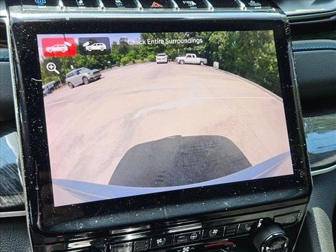 Used 2022 Jeep Grand Cherokee Trailhawk AWD/4WD image 12