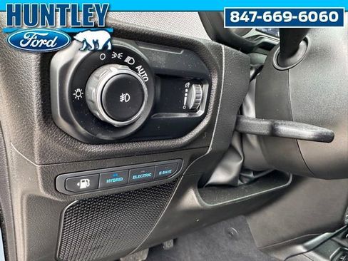 Used 2025 Jeep Wrangler Unlimited Sport S 4xe w/ Convenience Group AWD/4WD image 18