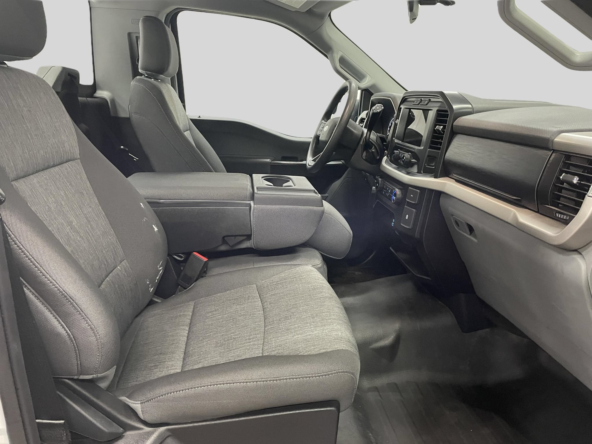Used 2021 Ford F150 XL w/ Equipment Group 101A High RWD image 10