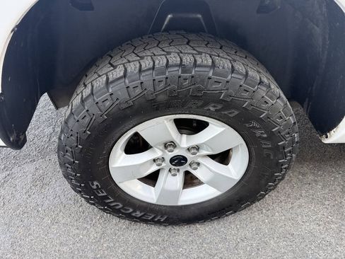 Used 2015 RAM 1500 ST AWD/4WD image 8