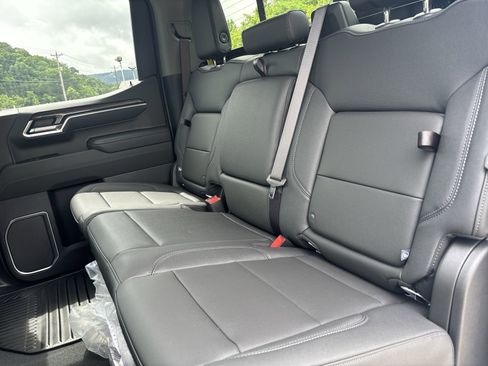 New 2026 Chevrolet Silverado 1500 LTZ w/ LTZ Premium Package AWD/4WD image 25