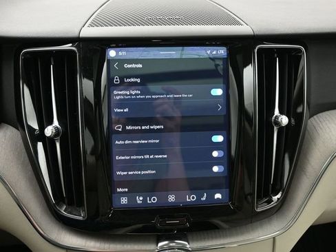 Used 2023 Volvo XC60 B5 Plus w/ Climate Package image 17