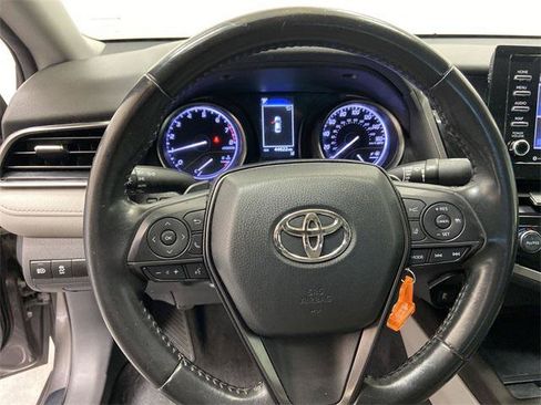 Certified 2021 Toyota Camry SE FWD image 15