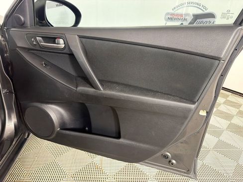 Used 2012 MAZDA MAZDA3 i Touring FWD image 14