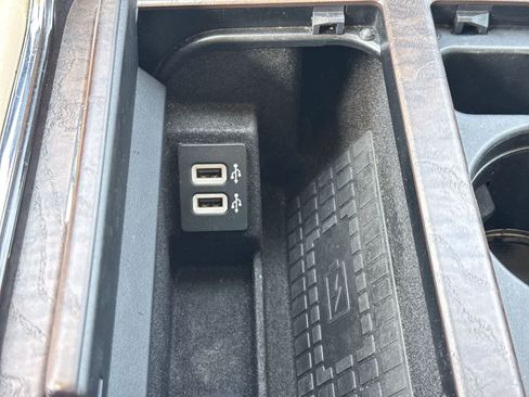 Used 2018 Lincoln Navigator Reserve w/ Technology Package AWD/4WD image 38