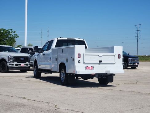 New 2026 Ford F350 XL w/ XL Chrome Package AWD/4WD image 4