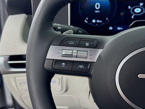 New 2026 Hyundai Tucson Limited image 15