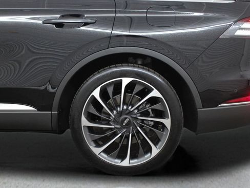 Used 2020 Lincoln Aviator Reserve w/ Equipment Group 202A AWD/4WD image 8