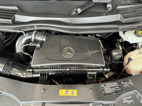 Used 2021 Mercedes-Benz Metris image 29