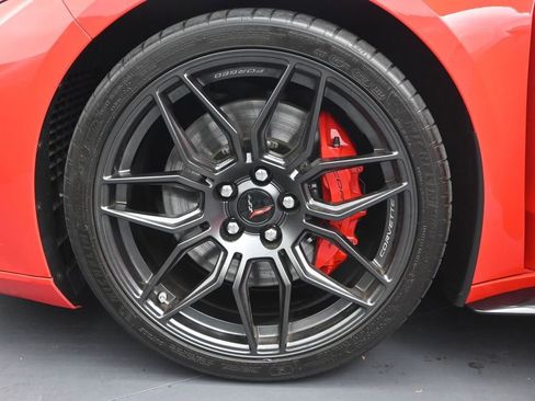 Used 2024 Chevrolet Corvette Z06 w/ Stealth Interior Trim Package RWD image 16