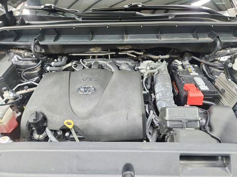 Used 2020 Toyota Highlander Platinum image 17