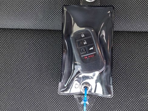 Used 2023 Honda CR-V EX image 35