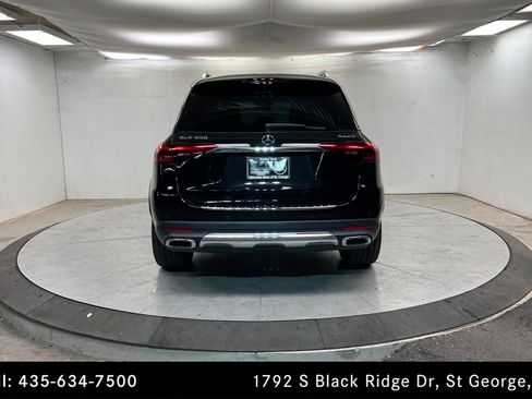 Certified 2025 Mercedes-Benz GLE 450 4MATIC image 4