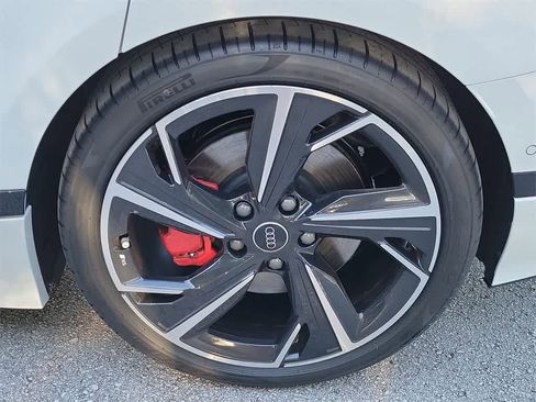 New 2025 Audi S6 e-tron Premium Plus image 16