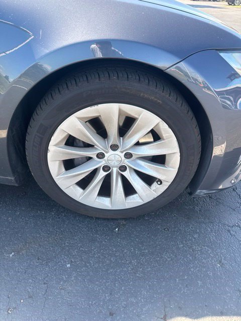Used 2017 Tesla Model S 60 RWD image 12
