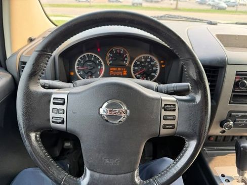 Used 2008 Nissan Titan SE AWD/4WD image 21