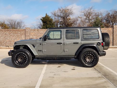 Used 2020 Jeep Wrangler Unlimited Sport image 5