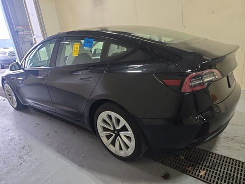 Used 2023 Tesla Model 3 Standard Range image 6