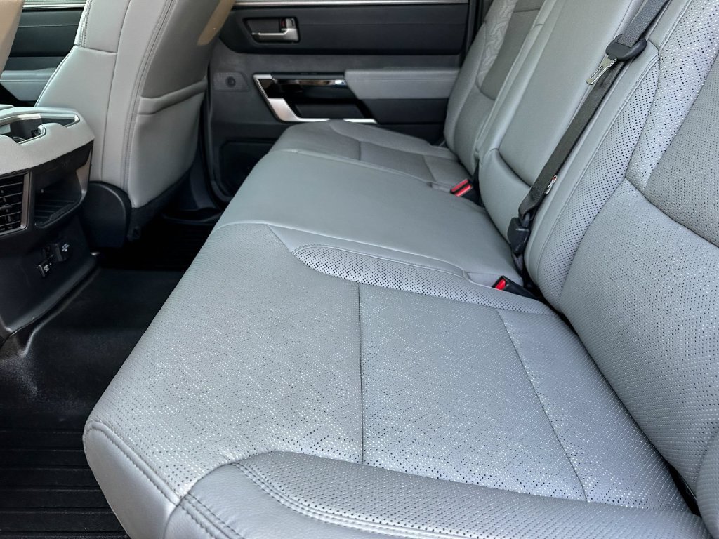 Used 2023 Toyota Tundra Limited AWD/4WD image 19