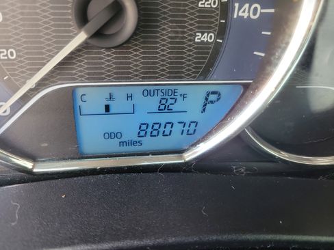 Used 2016 Toyota Corolla L FWD image 21