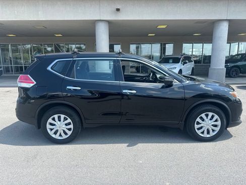 Used 2015 Nissan Rogue S AWD/4WD image 4
