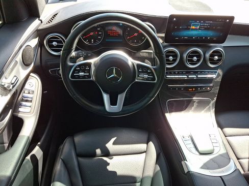 Used 2022 Mercedes-Benz GLC 300 4MATIC image 11