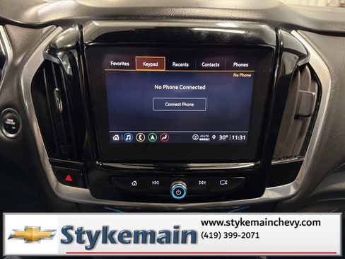 Used 2022 Chevrolet Traverse RS image 45