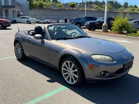 Used 2008 MAZDA MX-5 Miata Grand Touring w/ Premium Pkg RWD image 5