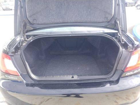 Used 2009 Mitsubishi Galant image 13