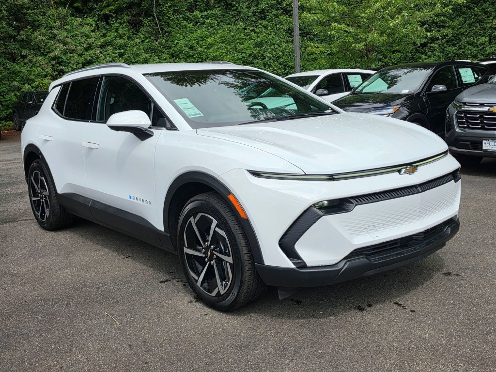 New 2026 Chevrolet Equinox EV LT AWD/4WD image 7