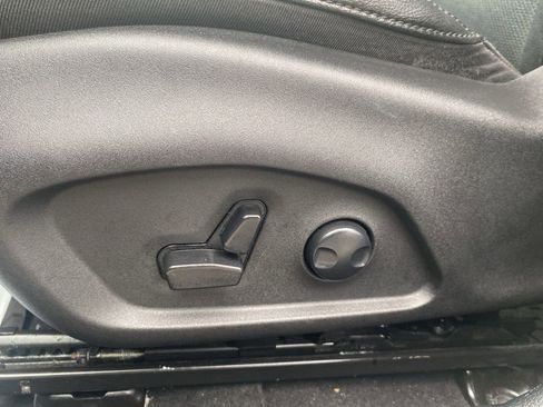 Certified 2022 Jeep Compass Limited image 19