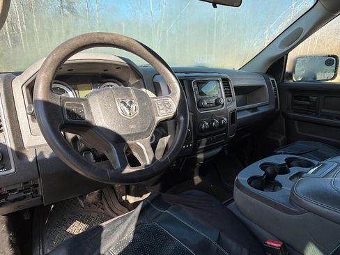 Used 2015 RAM 1500 Express image 14