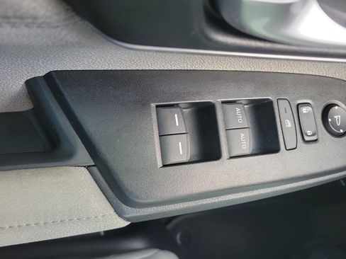 Used 2018 Honda CR-V EX image 28